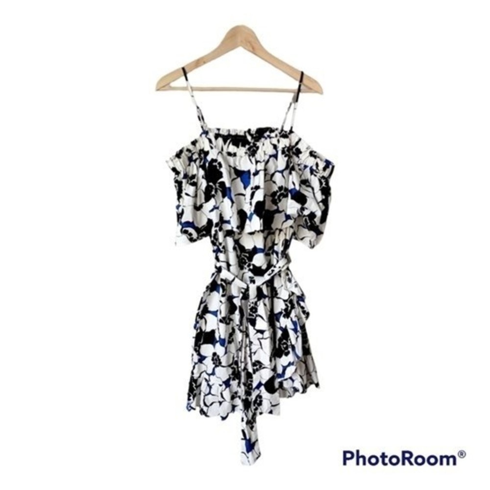 Who What Wear Off Shoulder Ruffled Floral Dress in Sz M